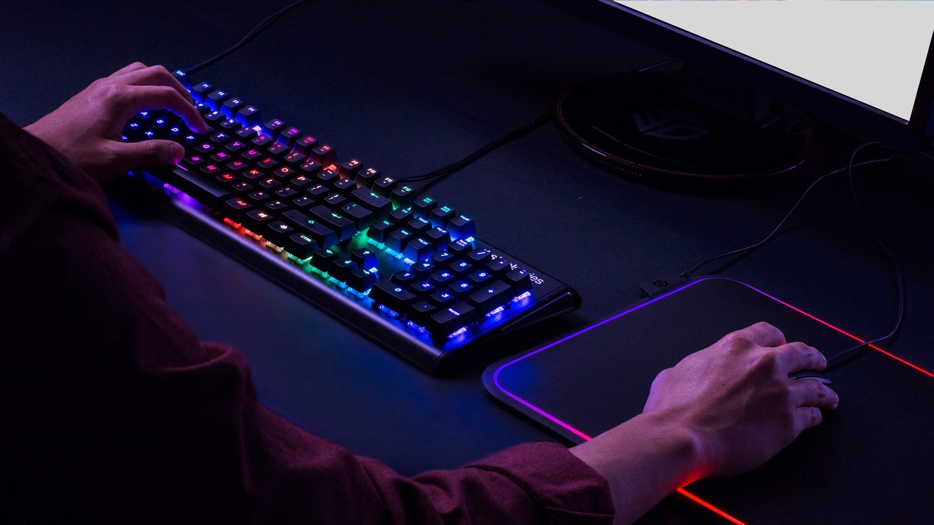 SteelSeries Apex M750 Mechanical Gaming Keyboard Shows Off ...